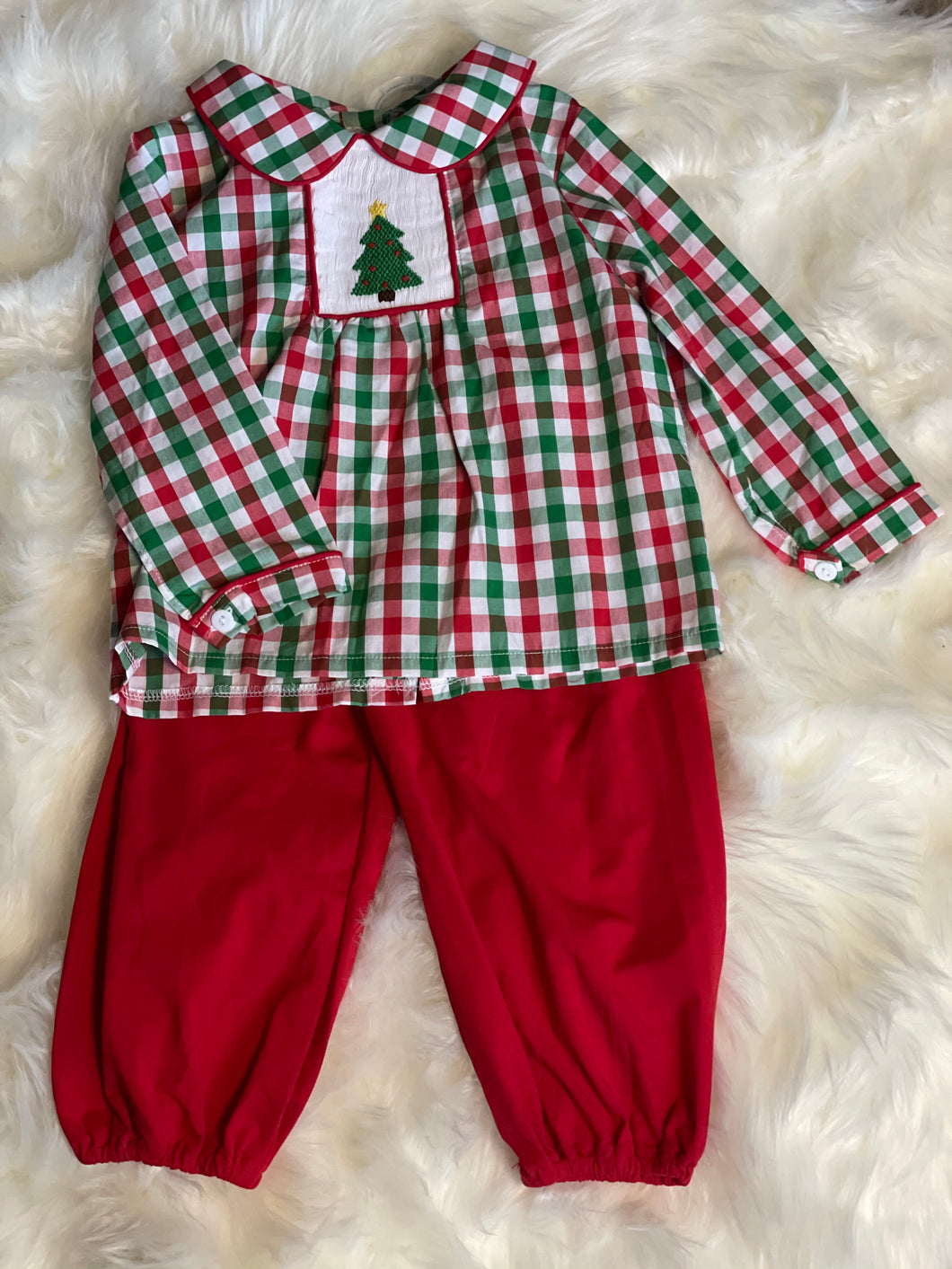 SMOCKED CHRISTMAS TREE